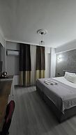 AKS Royal Otel