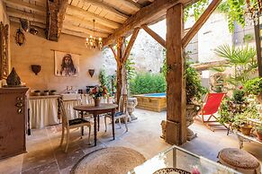 Champagne House