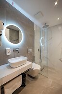 Absolute Hotel