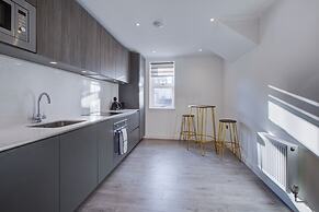 Hybrid Resi Fulham