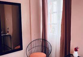 Ivy Ayvalik Coffee & Wine & Hotel