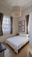 Ivy Ayvalik Coffee & Wine & Hotel