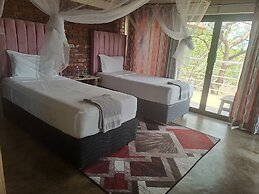 iroCK Lodge