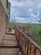 iroCK Lodge