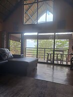 iroCK Lodge