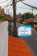 Royal Hub