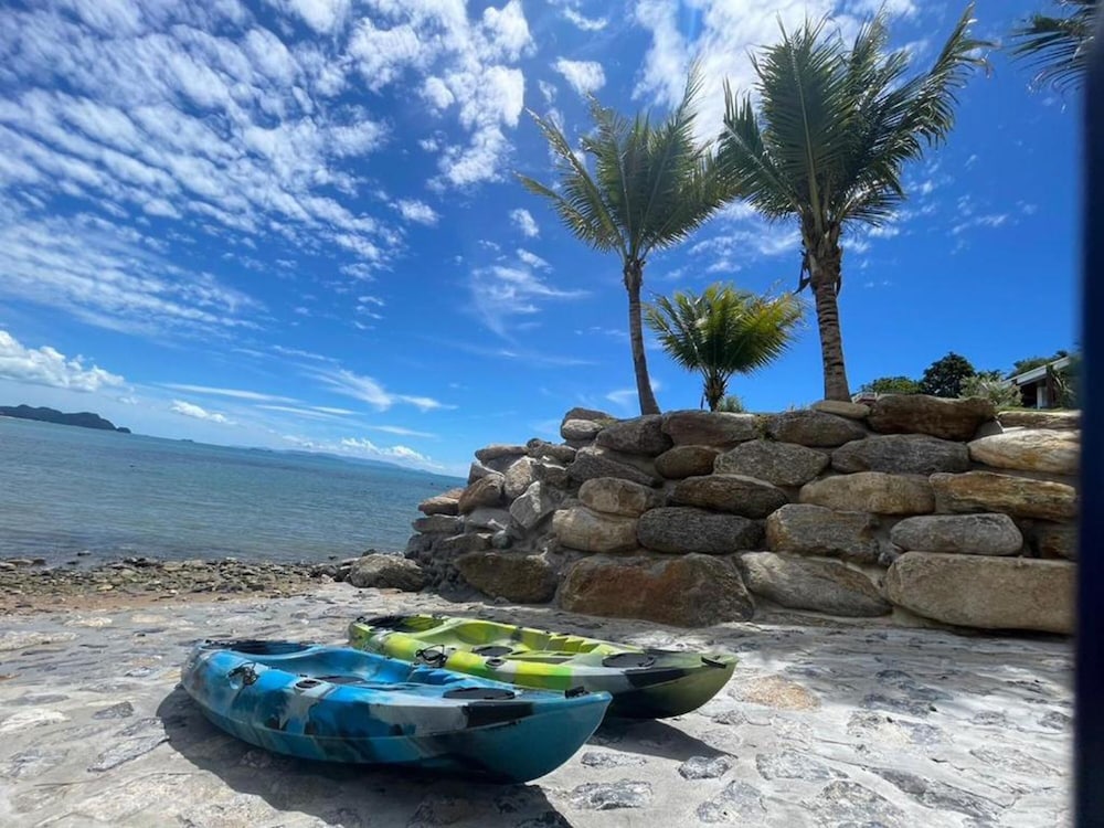 X-sea khanom Harbor Bay Resort