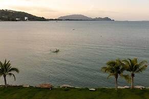 X-sea khanom Harbor Bay Resort