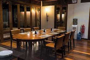 Saujana Private Villas