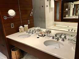 Saujana Private Villas