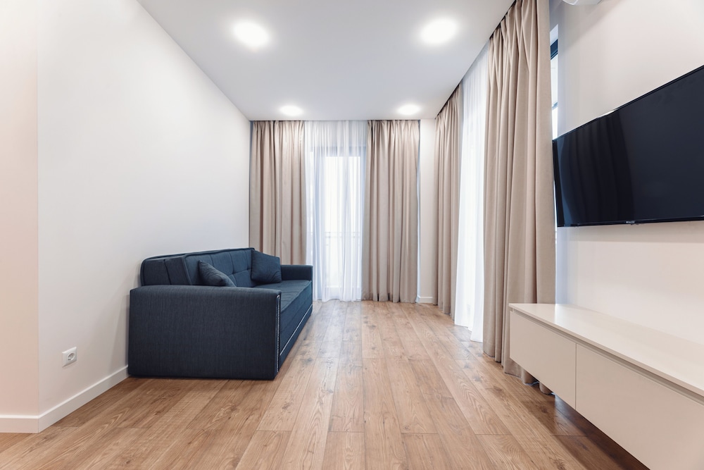 Next Green Aparthotel Official