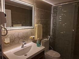Downtown Family Suites