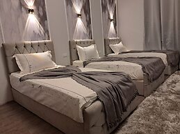 Downtown Family Suites