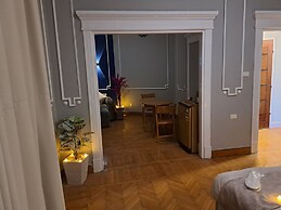 Downtown Family Suites