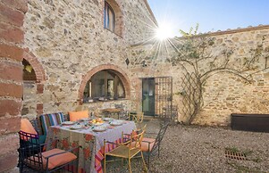 Alice - Podere Ribatti Casole d'Elsa