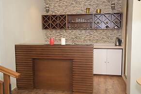 Palm Abhur Villa
