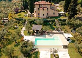 Villa Le Ripe Apartments