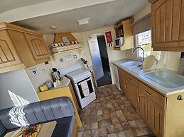 Ingoldmells - Caravan- Sleeps 8 - Seaside - Wi-fi
