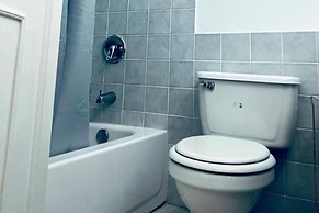 Cozy Central 1-bed Apartment in Kingston
