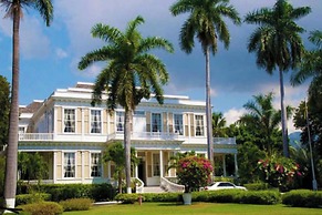 Cozy Central 1-bed Apartment in Kingston
