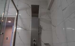 Miraflores City Hotel