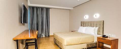 Miraflores City Hotel