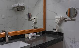 Miraflores City Hotel