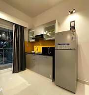 Eiffel Suites