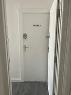 Captivating 2-bed Apartment in Ilford