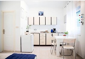 Idea Studio Apartment Center City With Parking