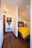 Limavady Cherry Tree Apartment, Sleeps 2 & Parking