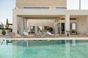 Villa - Sleeps 10 - Pool - Parking - Pool Table