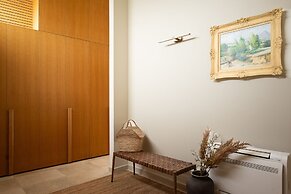 Villa - Sleeps 10 - Pool - Parking - Pool Table