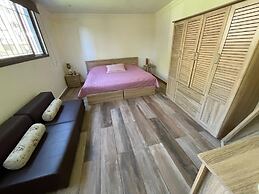 Chalet Inbatroun, Pool, Gym, Generator is Included