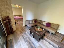 Chalet Inbatroun, Pool, Gym, Generator is Included