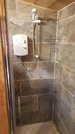Sutton Coldfield 2-bed Caravan, Parking & Bar-b-q