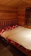 Sutton Coldfield 2-bed Caravan, Parking & Bar-b-q