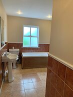 Beautiful 2-bed Apartment