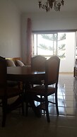 Lovely 4-bed Apartment in Estombar