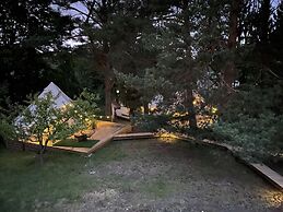 B&B Glamping Tent Sleeps 2 - Sauna, Spa, Wifi