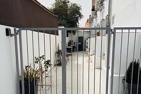 Impeccable Newly Renovated Studio in Larnaca