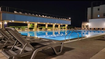 Loft in Siwar,2 min From Hotel Le Royal,incl Motor