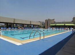 Loft in Siwar,2 min From Hotel Le Royal,incl Motor