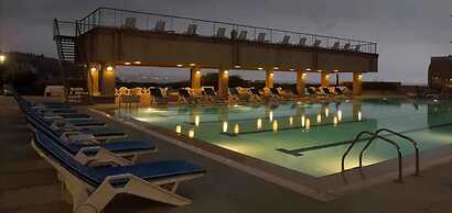 Loft in Siwar,2 min From Hotel Le Royal,incl Motor
