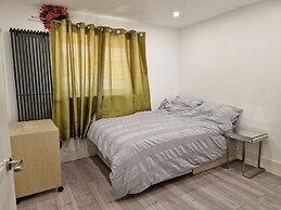 Cozy Dagenham Retreat - 2BR House
