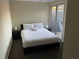 Tasha's Apartments - CC2