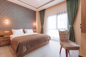 Lidzo Villa