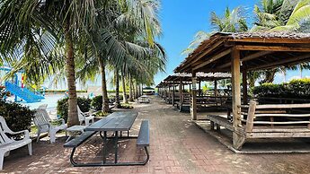 Tugsaw Resort