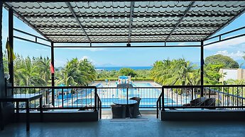 Tugsaw Resort