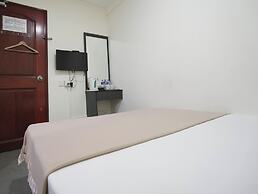 Amrise Hotel